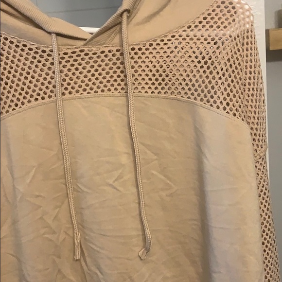 Long sleeve work out crop top - Picture 2 of 3